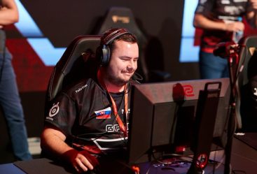 Popular youth singer Yegor Creed became a streamer and played in CS: GO with the world champion