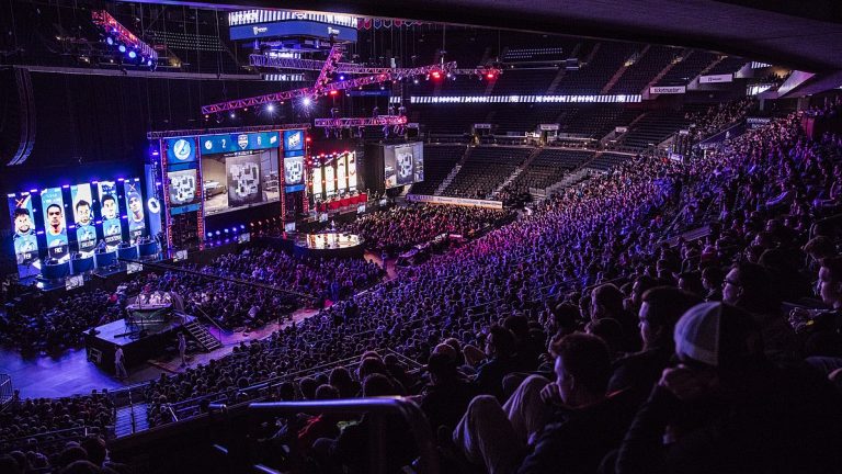 A new record for Steam — more than 22 million gamers and nearly 1.1 million in CS:GO